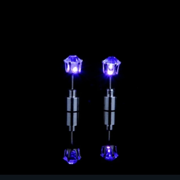 LED Light Up Earrings - Picture 4 of 9